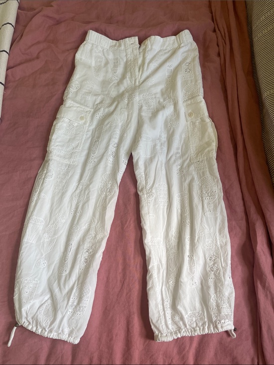 Trina Turk Pants - Trina Turk White Eyelet Cargo Pants